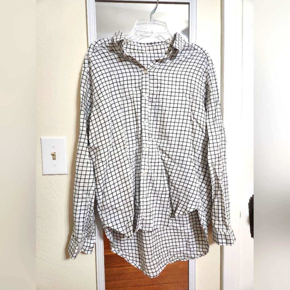 H&M Black and White Button Down Checkered Plaid Shirt - Medium